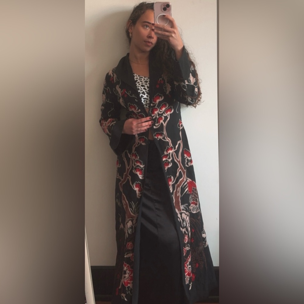 Vintage SUE WONG Floral Print Embroidered Appliqué  Asian Inspired Trench Coat - Picture 14 of 16